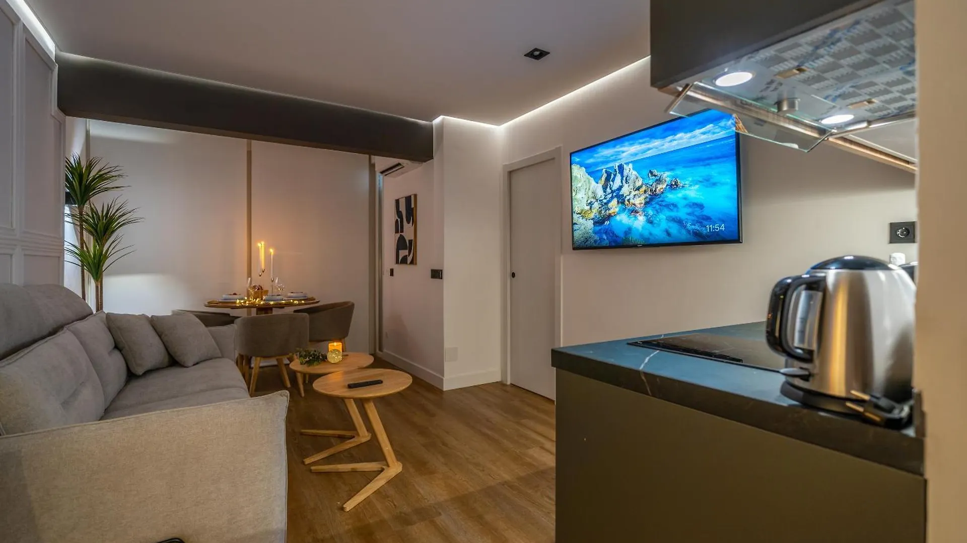Xpce Luxury Suite In Malagueta Beach Malaga 0*,