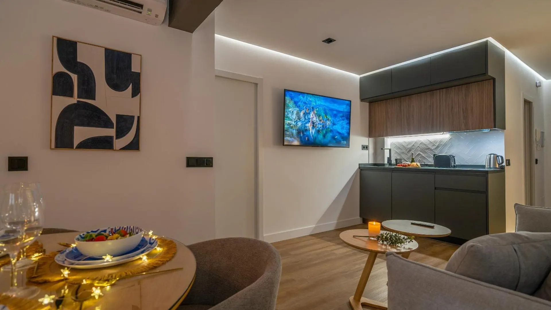 Apartment Xpce Luxury Suite In Malagueta Beach Malaga
